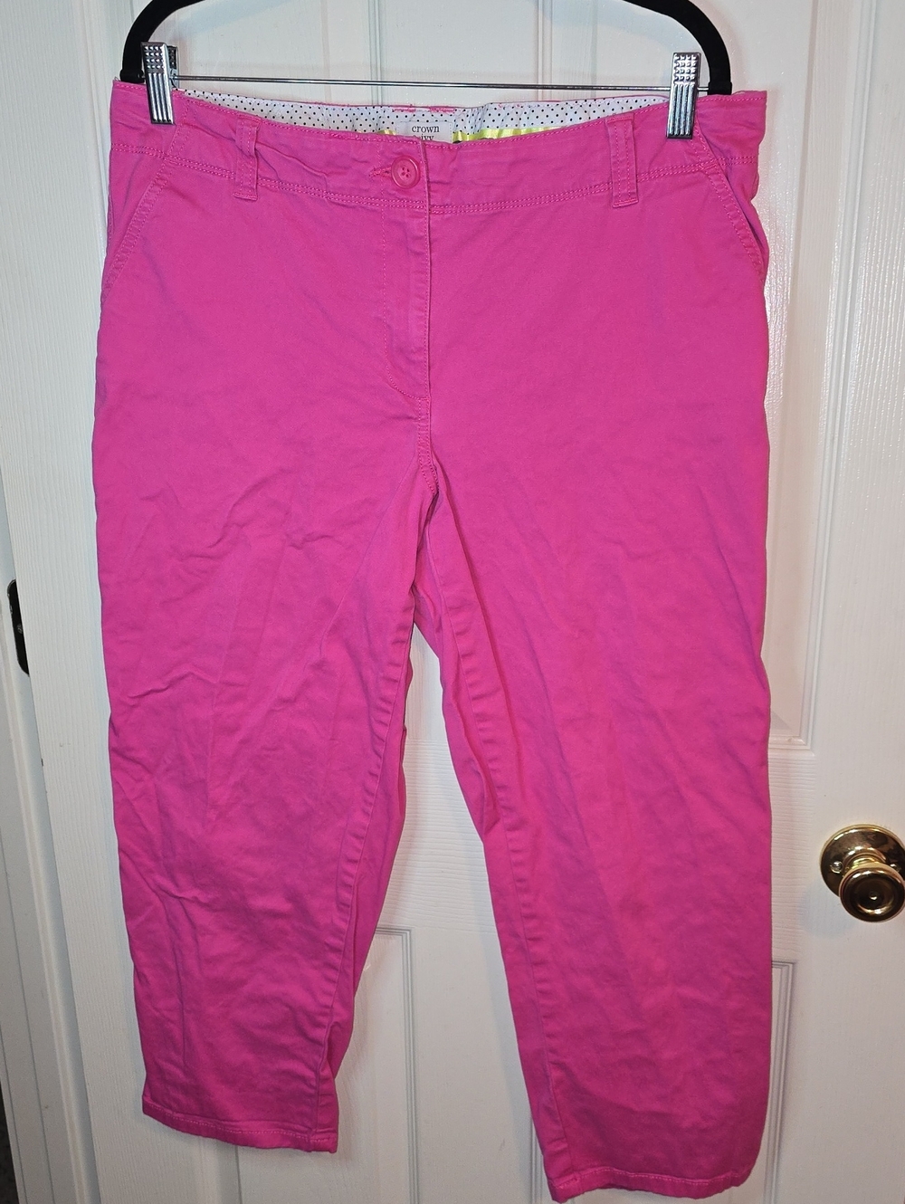 crown & ivy Hot Pink Capris